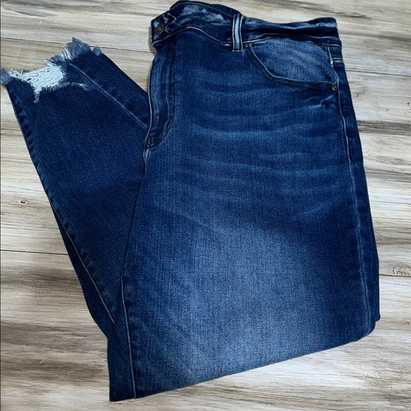 Kancan Plus Size Skinny Curvy High Rise Frayed Hem Jeans Size 22 - Picture 8 of 9